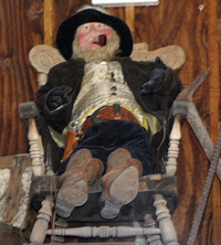 statue